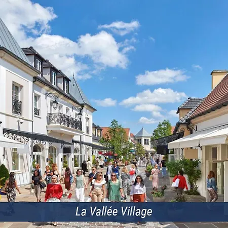Val D'europe - 10 Min De - Parking شقة